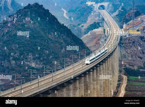 安順到北京火車多久：旅途時長與沿途風光探討